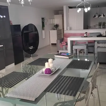 Lavender Home Volos Buitenkant foto
